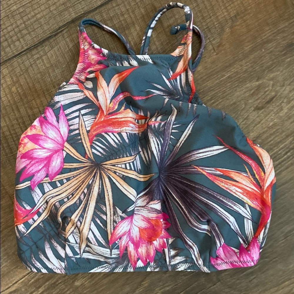 FLORAL HALTER CROP BIKINI SWIMSUIT TOP!